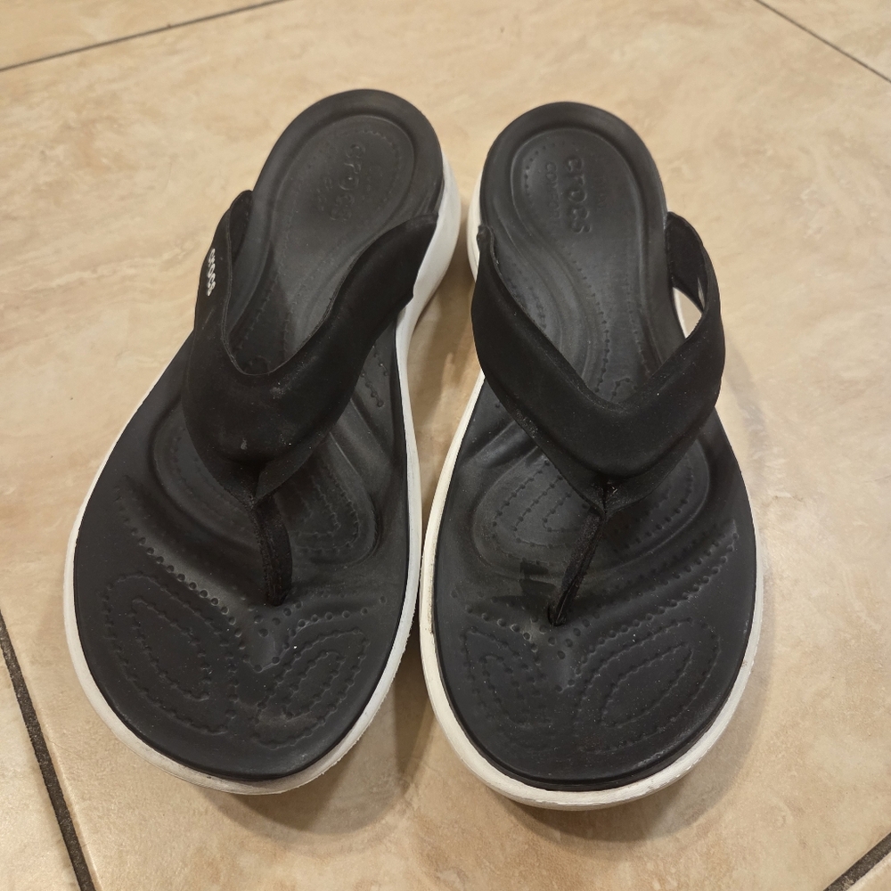 CROCS brand flip flops slide-on shoes women's size W 10 black and white sandals